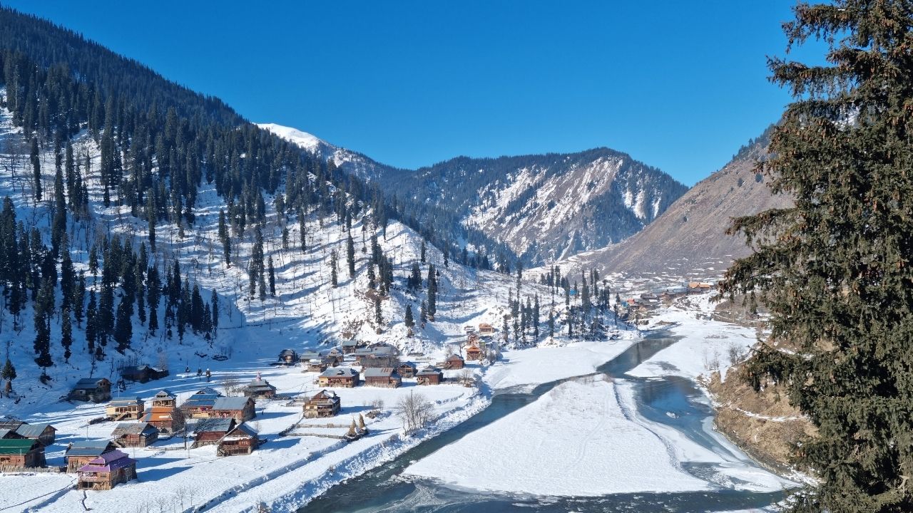 Magical Kashmir Escape